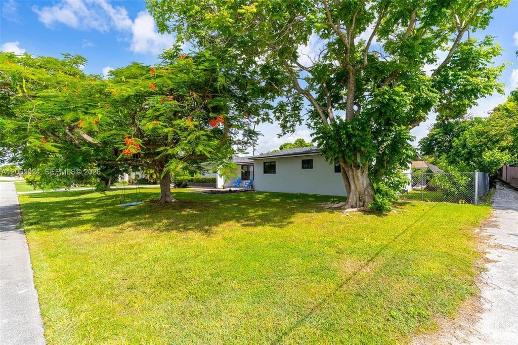 3+1 Müstakil ev — 11243 SW 174th Ter