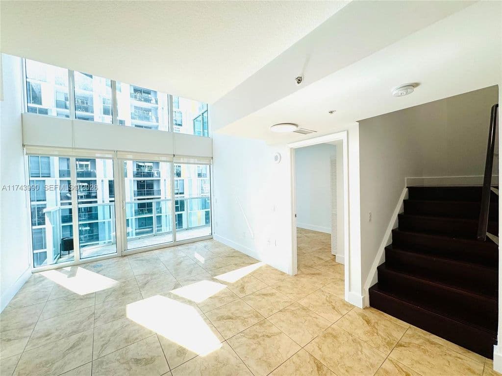 2+1 Condo — 41 SE 5th St APT 808