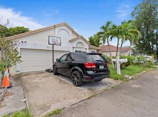 3-bedroom Single-Family Home — 312 BISHOP Road, North Lauderdale, 33068