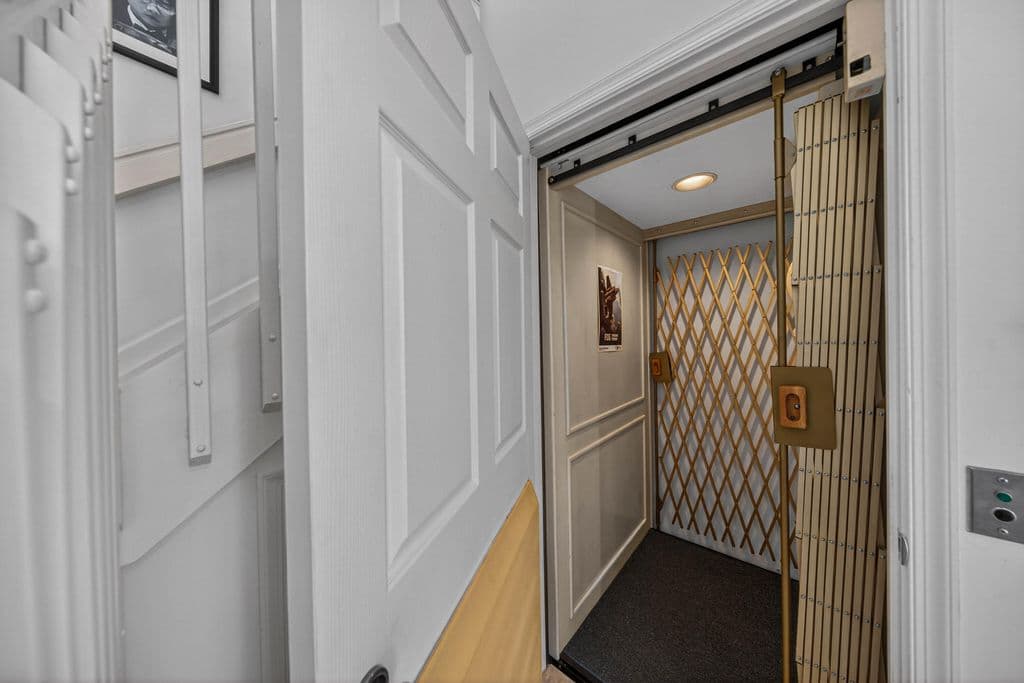 3+1 Condo — 7676 Springwater Place #201
