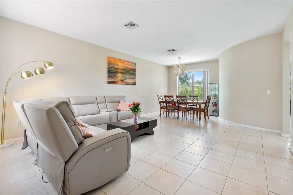 4-bedroom Single-Family Home — 16385 SW 27th Street