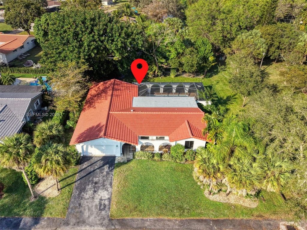 4+1 Müstakil ev — 10251 NW 39th Ct