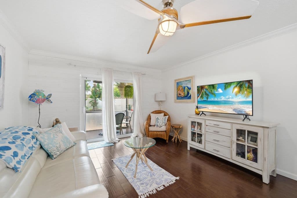 1-bedroom Condo — 101 E Mcnab Road #102