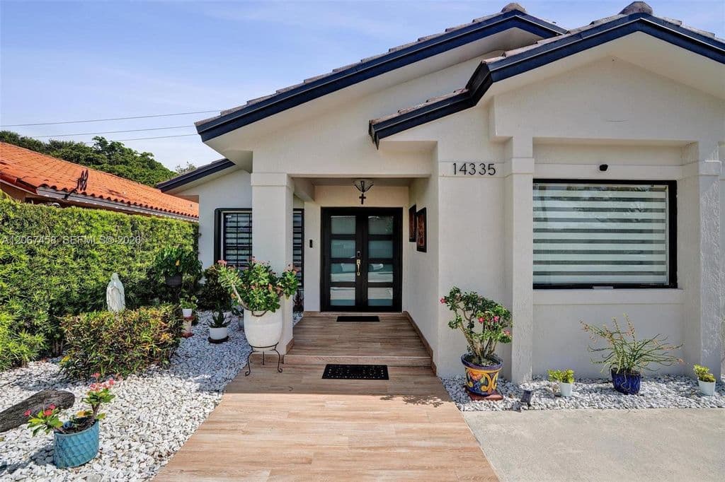 3+1 Müstakil ev — 14335 SW 112th Ter