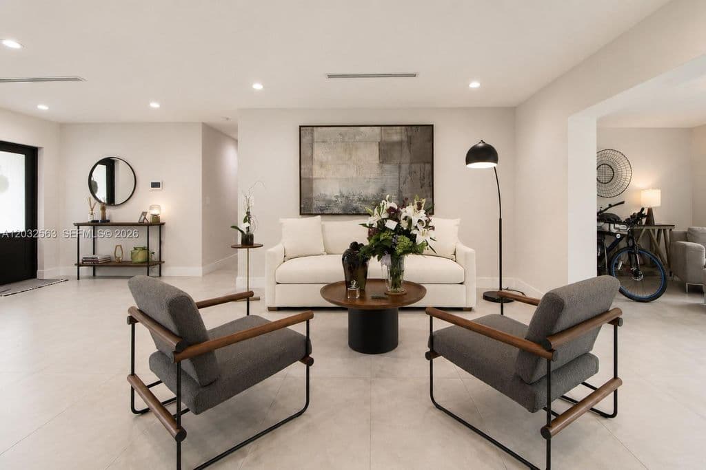 5-bedroom Single-Family Home — 8700 SW 175th St