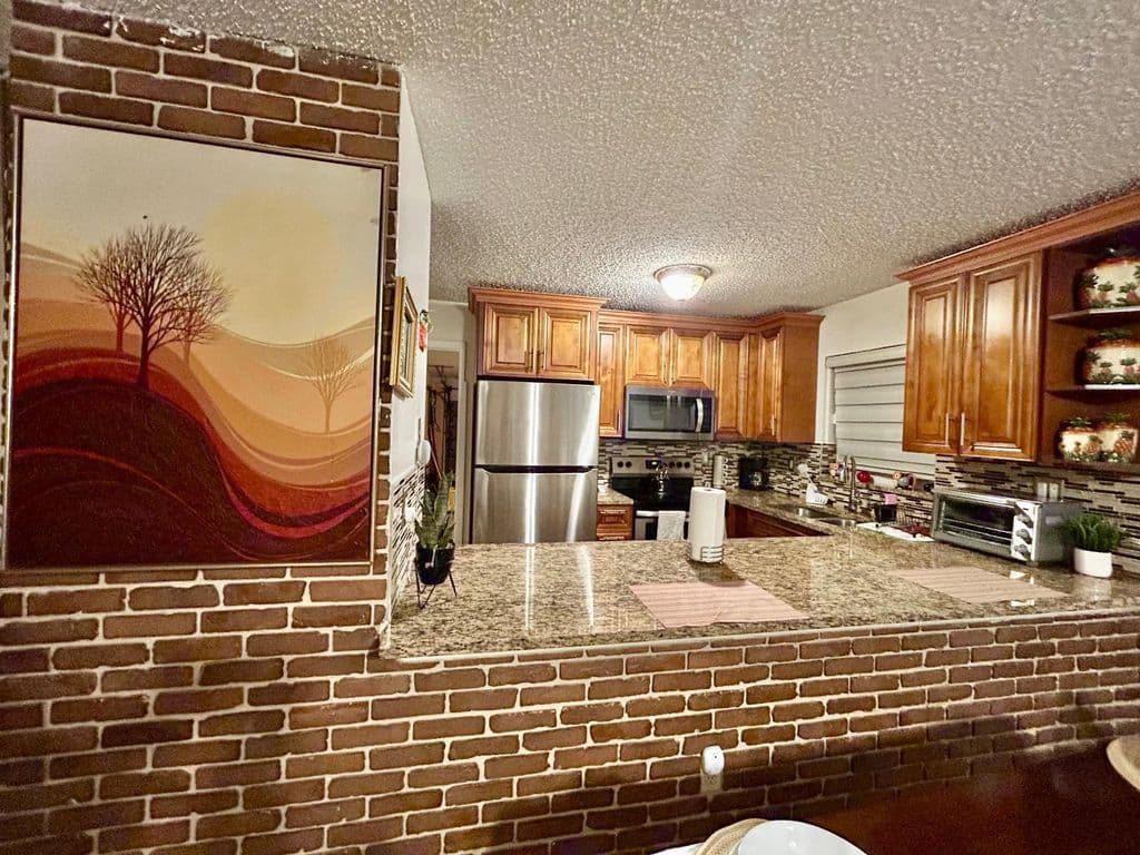 3+1 Müstakil ev — 7526 SW 7th Court