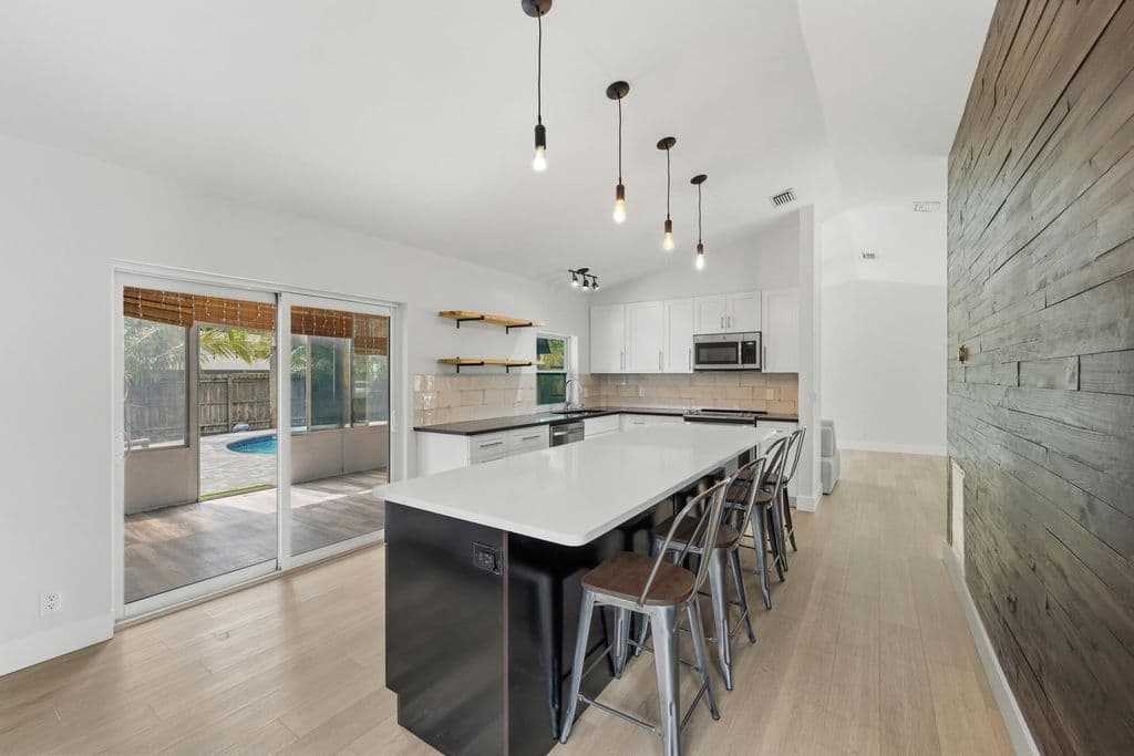 3-bedroom Single-Family Home — 1127 NW 9th Street