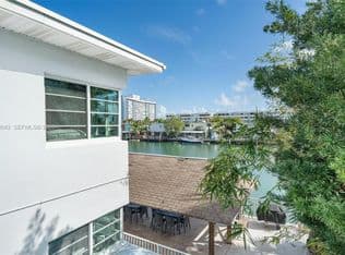 2+1 Condo — 7207 Bay Dr APT 11, Miami Beach, 33141