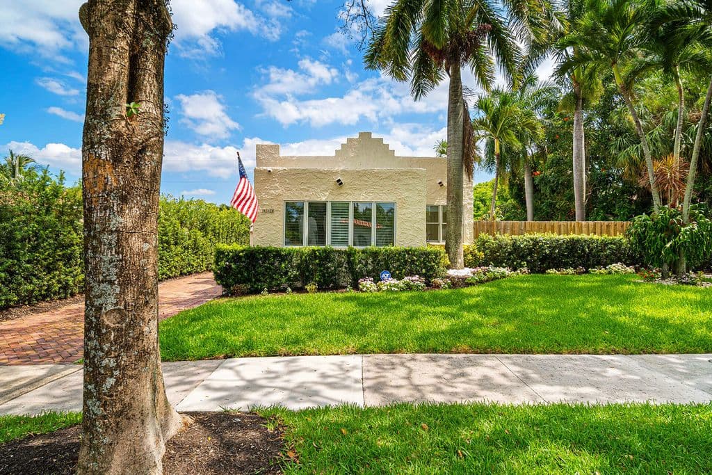 4-bedroom Single-Family Home — 813 Avon Road