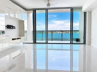 2-bedroom Condo — 7935 East Dr APT 803, North Bay Village, 33141