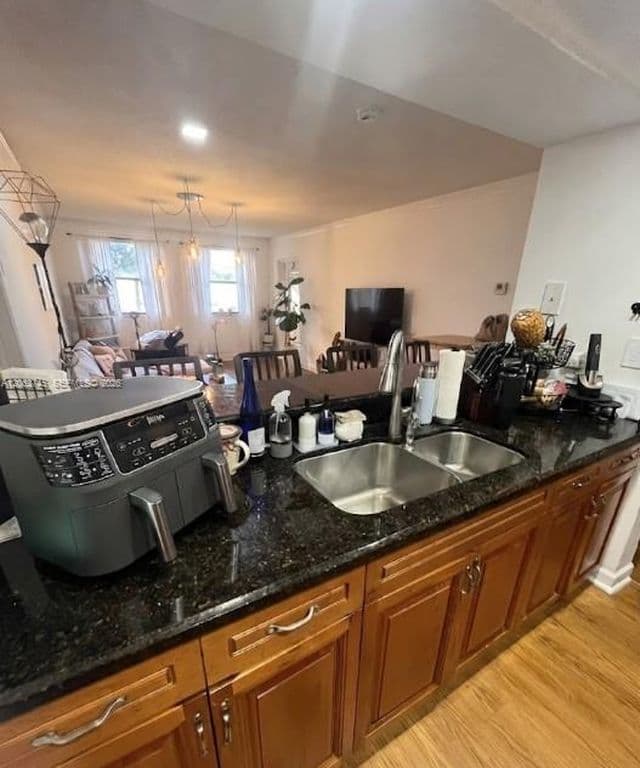 2-bedroom Condo — 8100 Geneva Ct APT 137