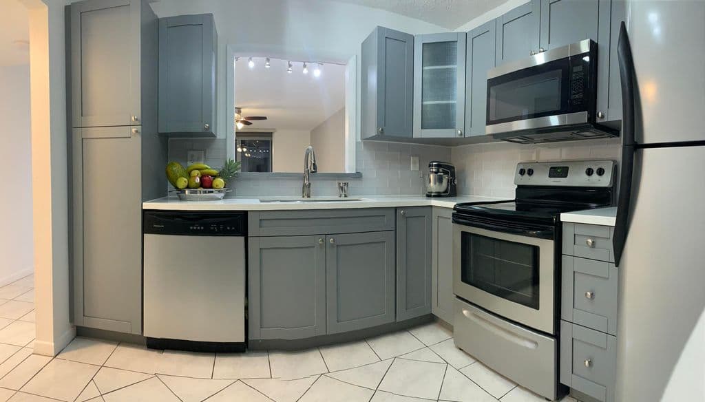1+1 Condo — 404 NW 68TH Avenue #205