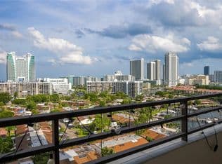 1+1 Condo — 2500 Parkview Dr APT 1503, Hallandale, 33009