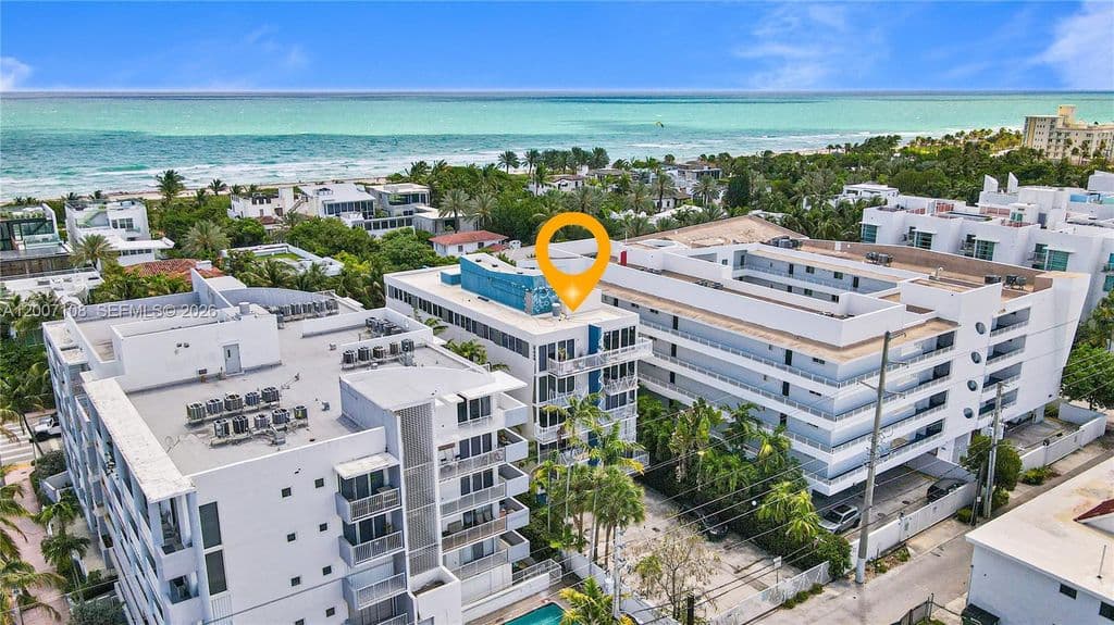 2+1 Condo — 7824 Collins Ave #401