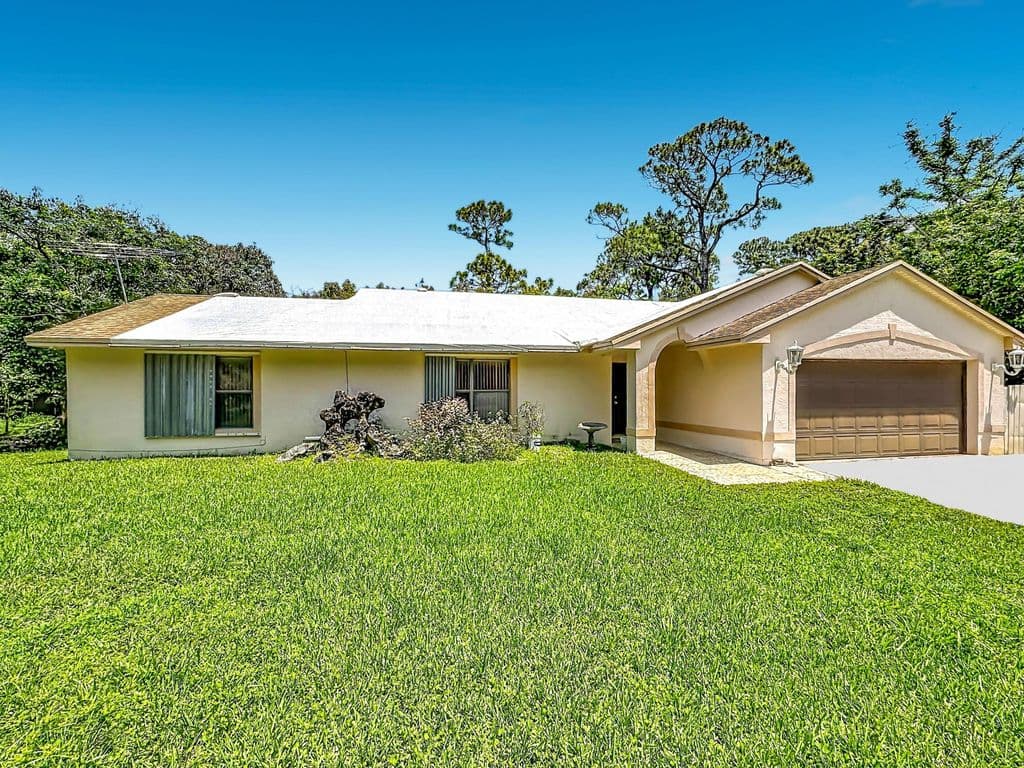 4-bedroom Single-Family Home — 12821 N 86th Rd Road N