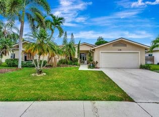 3+1 Müstakil ev — 108 Lexington Drive, Royal Palm Beach, 33411
