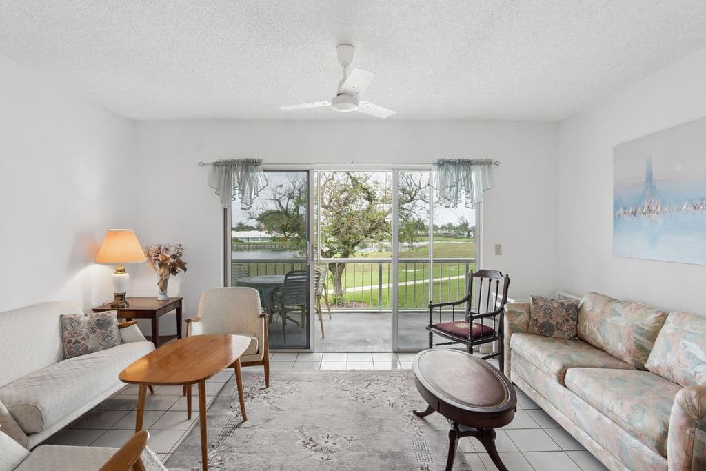 2+1 Condo — 250 John F Kennedy Drive #202