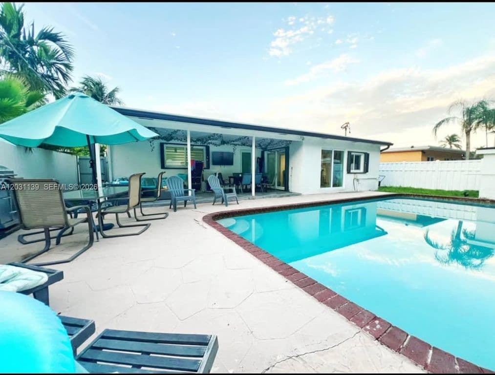 3-bedroom Single-Family Home — 11371 NW 32nd Mnr