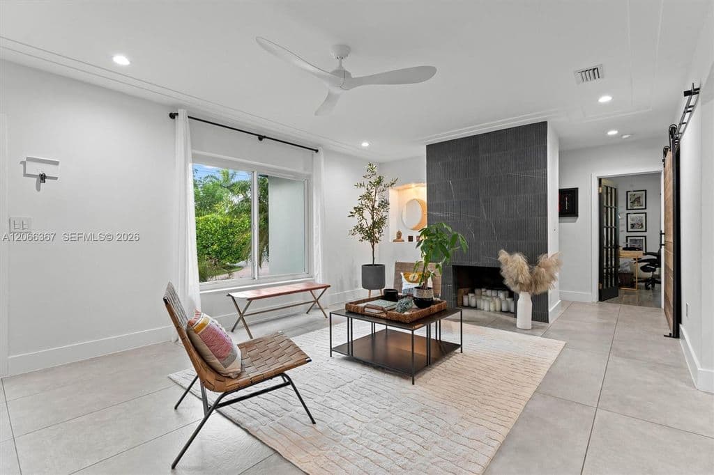 3+1 Müstakil ev — 11400 Griffing Blvd