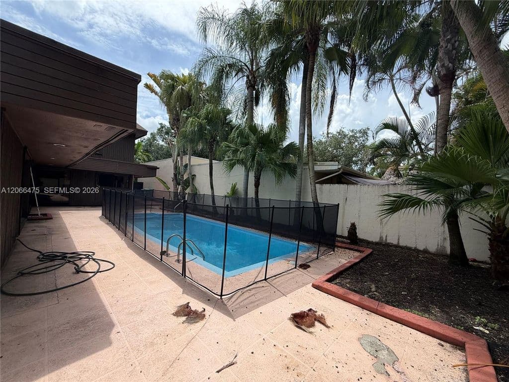 3+1 Müstakil ev — 7828 SW 118th Ct