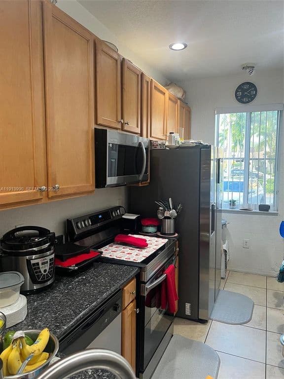 2-bedroom Property — 8948 SW 19th St #909