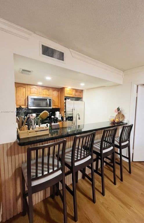 2-bedroom Condo — 8100 Geneva Ct APT 137