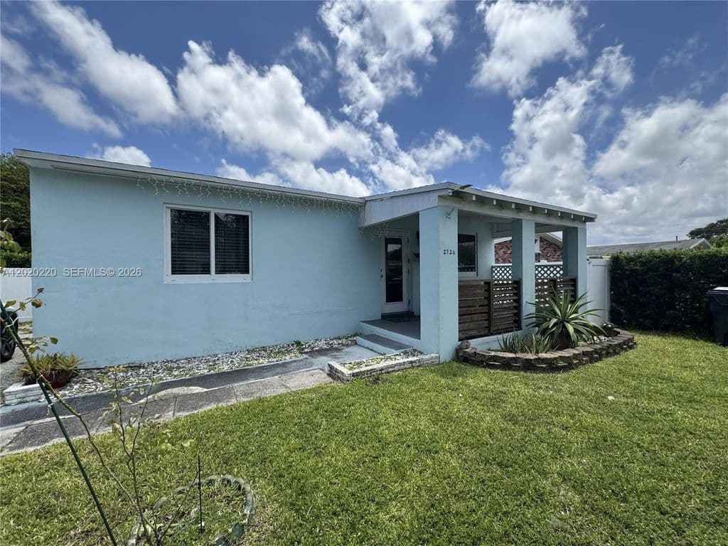 2-bedroom Single-Family Home — 2726 Taylor St