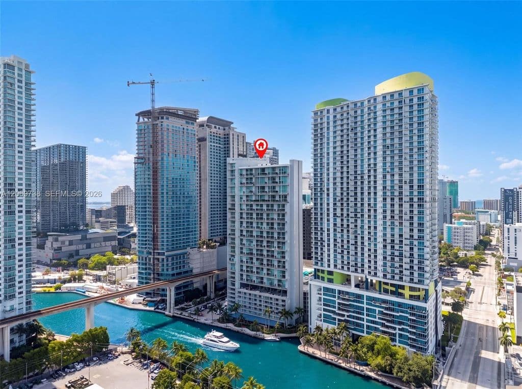 2-bedroom Condo — 690 SW 1st Ct APT 2122