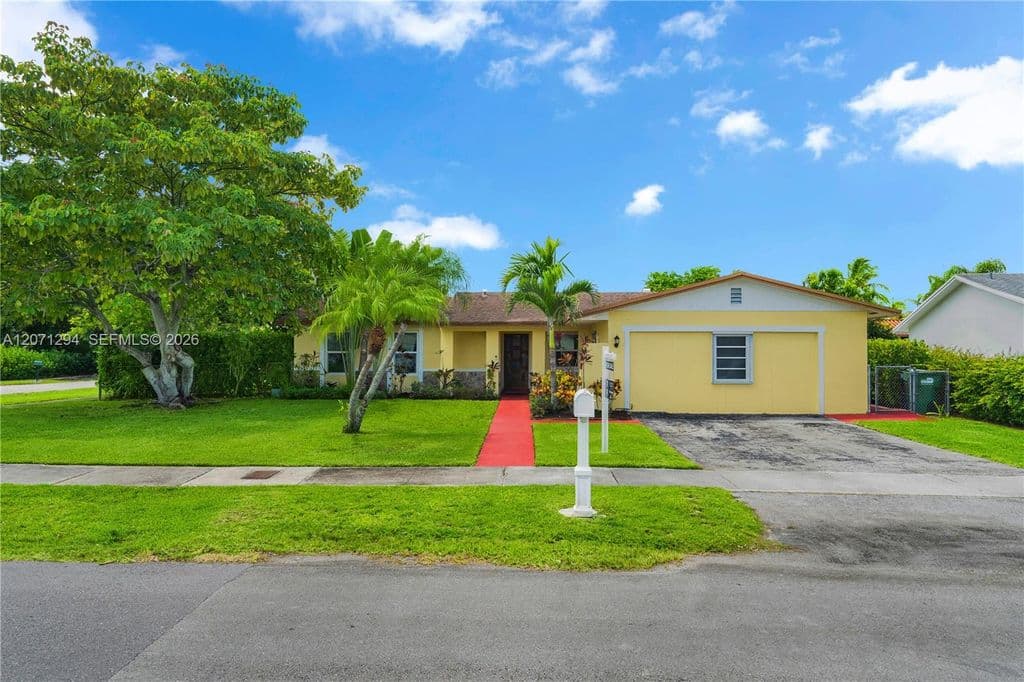 4-bedroom Single-Family Home — 12900 SW 81st St