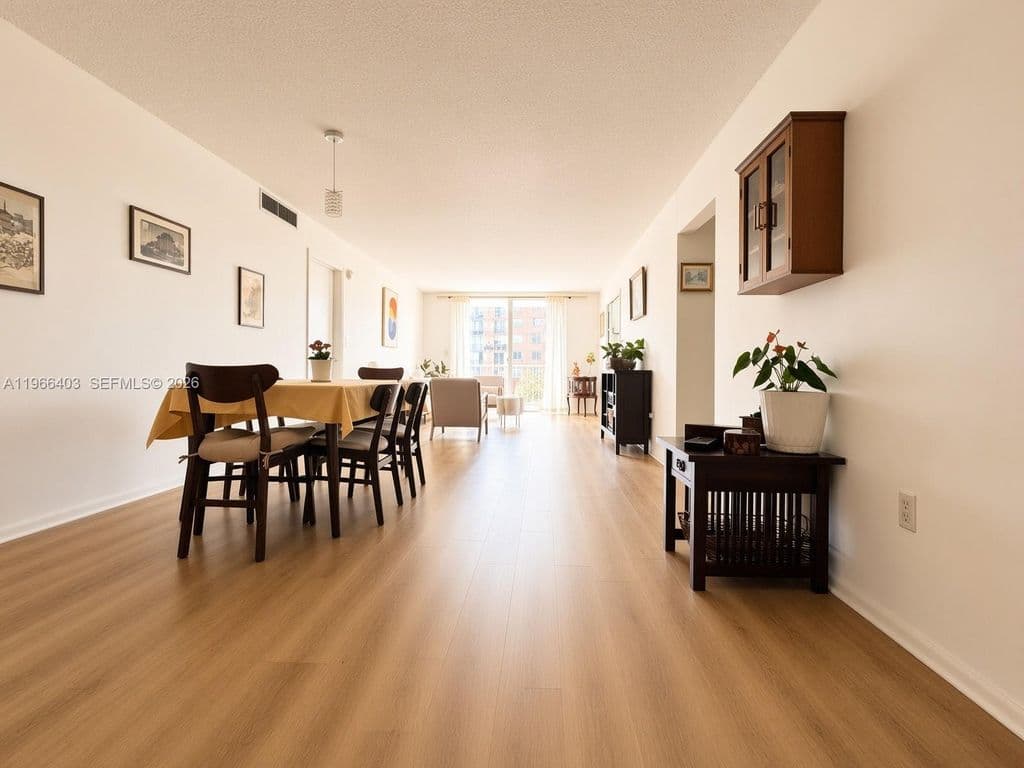 3-bedroom Condo — 1470 NE 125th Ter APT 407