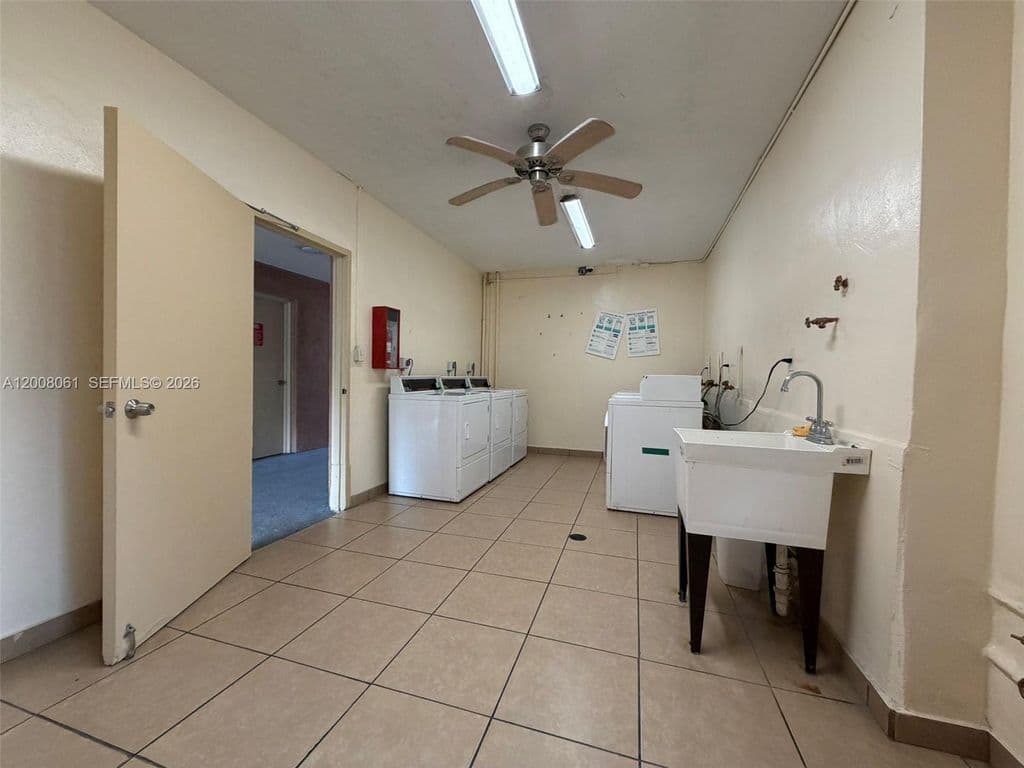 2-bedroom Condo — 17650 NW 68th Ave APT A2008