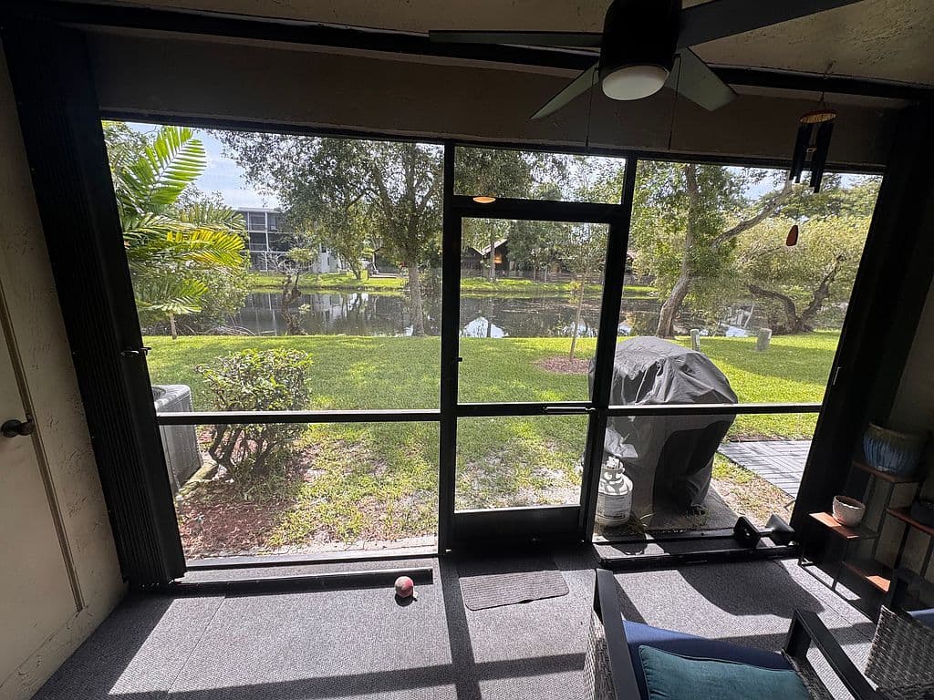2-bedroom Property — 530 Westree Ln