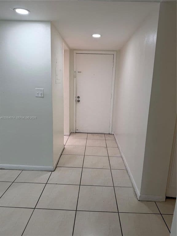 2+1 Condo — 8700 SW 133rd Avenue Rd APT 120