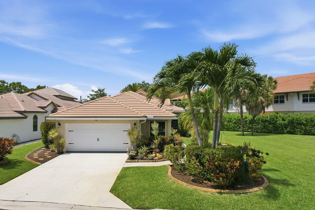 3+1 Müstakil ev — 262 Sherwood Forest Drive