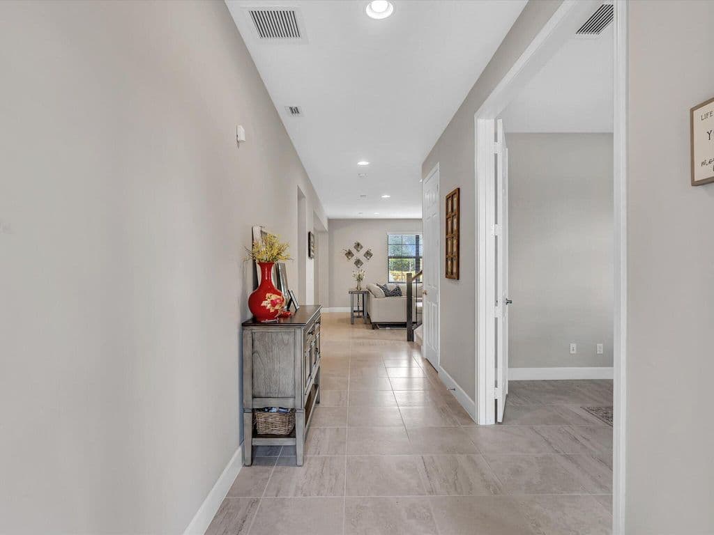 4-bedroom Single-Family Home — 7510 NW 108th Avenue