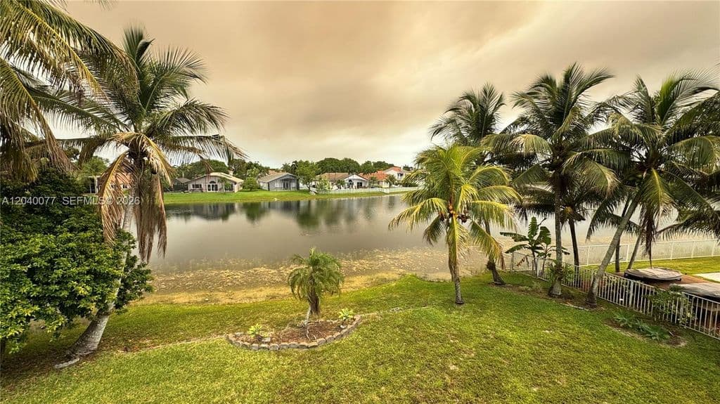 4-bedroom Single-Family Home — 17471 SW 12th St