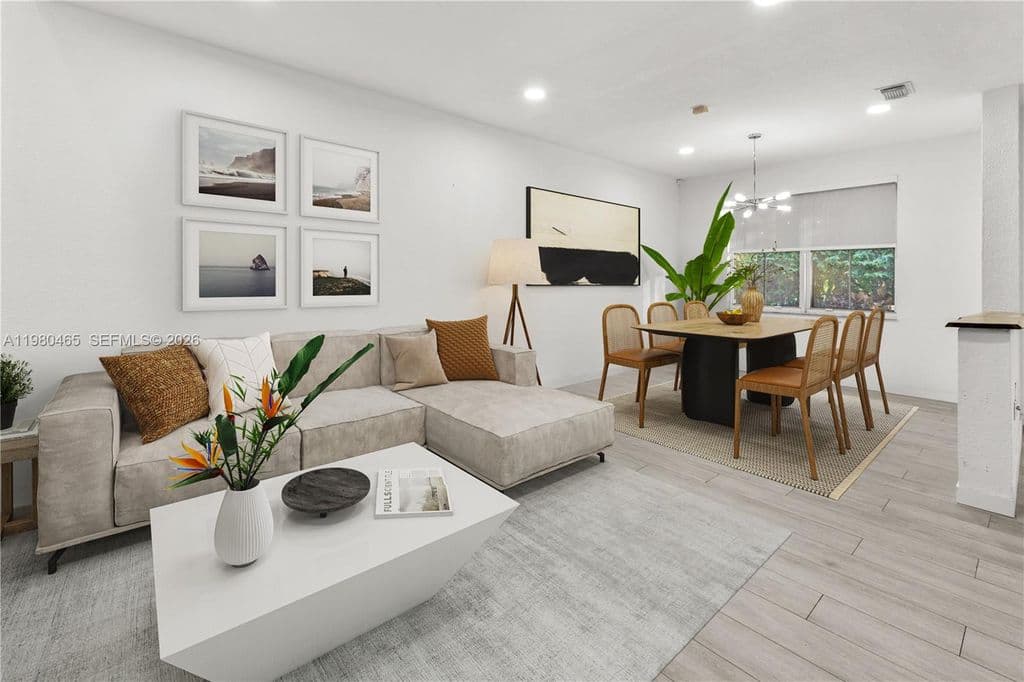 4-bedroom Property — 17130 SW 36th Ct