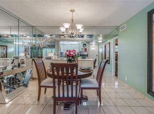 2-bedroom Condo — 700 S Hollybrook Drive #304, Hollywood, 33025
