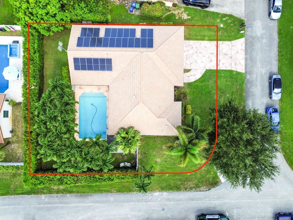 3+1 Müstakil ev — 7123 NW 42nd Court