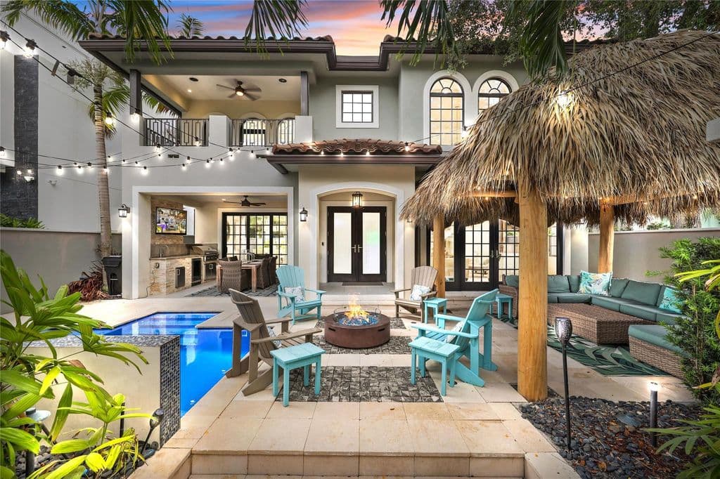 4-bedroom Single-Family Home — 1404 SE 2nd Court