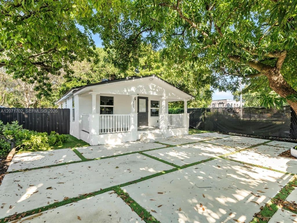 3-bedroom Single-Family Home — 1829 NW 62nd Ter