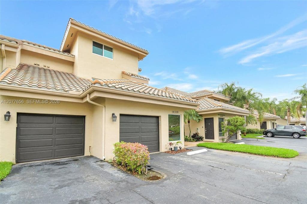 4+1 Mülk — 16339 Malibu Dr #22