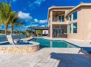 5-bedroom Single-Family Home — 3240 SW 190th Ave, Miramar, 33029