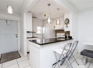 2+1 Condo — 4341 NW 16th St #101, Fort Lauderdale, 33313