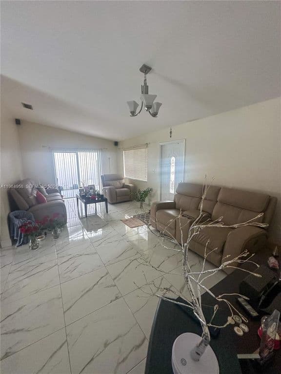 3+1 Müstakil ev — 14759 SW 82nd St