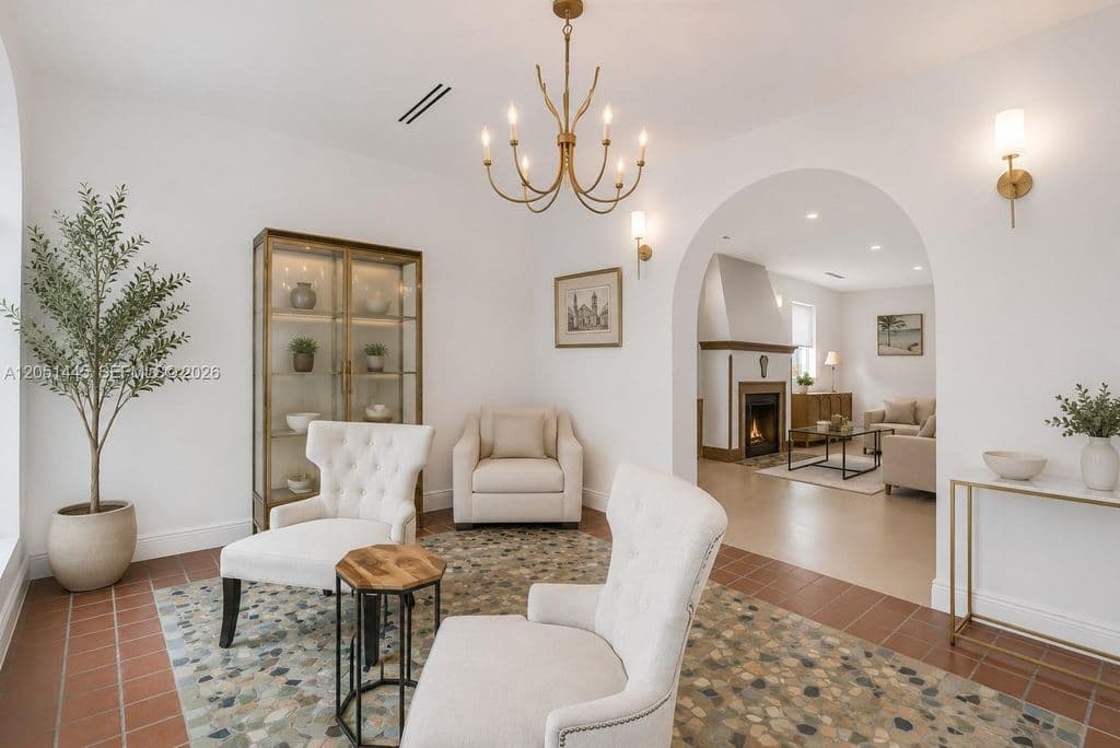 5+1 Müstakil ev — 1636 SW 9th St