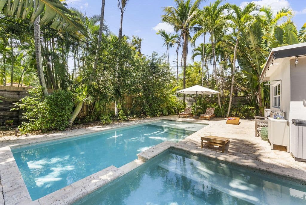 4-bedroom Single-Family Home — 1627 NE 17TH Avenue