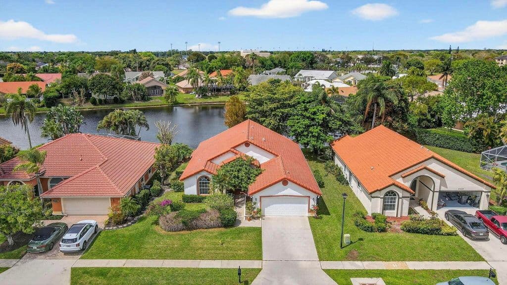 4+1 Müstakil ev — 2453 Stonegate Drive