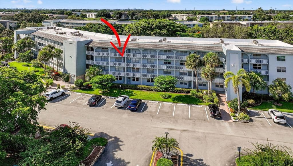 2+1 Condo — 3001 Portofino Isle #G3