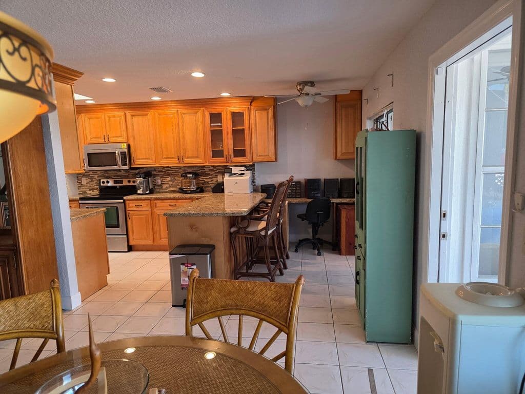 2-bedroom Single-Family Home — 3368 Rossi Court
